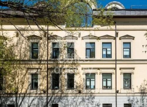 Особняк "Верхняя Радищевская, 12/19с1" – фото объекта