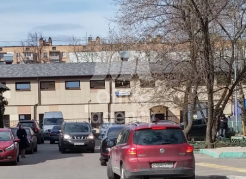 Административное здание "Юных Ленинцев, 25" – фото объекта
